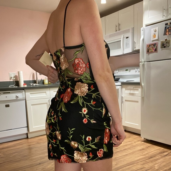 NWT Black sheer floral corset style Super Down mini formal dress - Picture 4 of 6